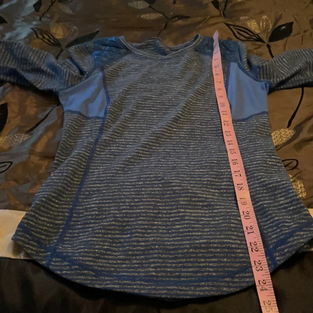 Lululemon Top - Picture 6 of 6